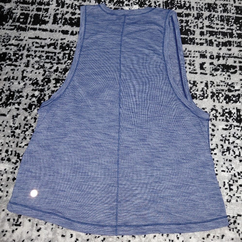 EUC Lululemon Cardio Squad Tank II Heathered Hero Blue Size 4! - Picture 10 of 11